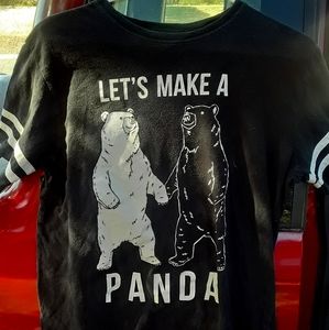 Short sleeve t shirt size small